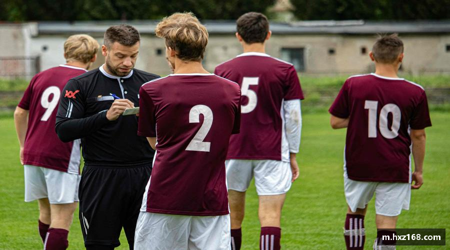 今年会jinnianhui巅峰对决，见证传奇诞生🏆✨