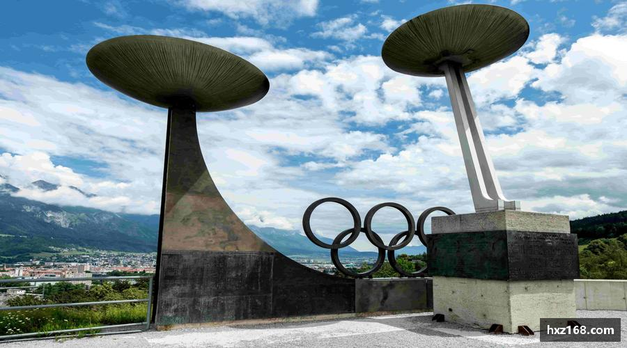 今年会jinnianhui🔥热血赛事，不容错过！🏀 点击预约，见证巅峰时刻！